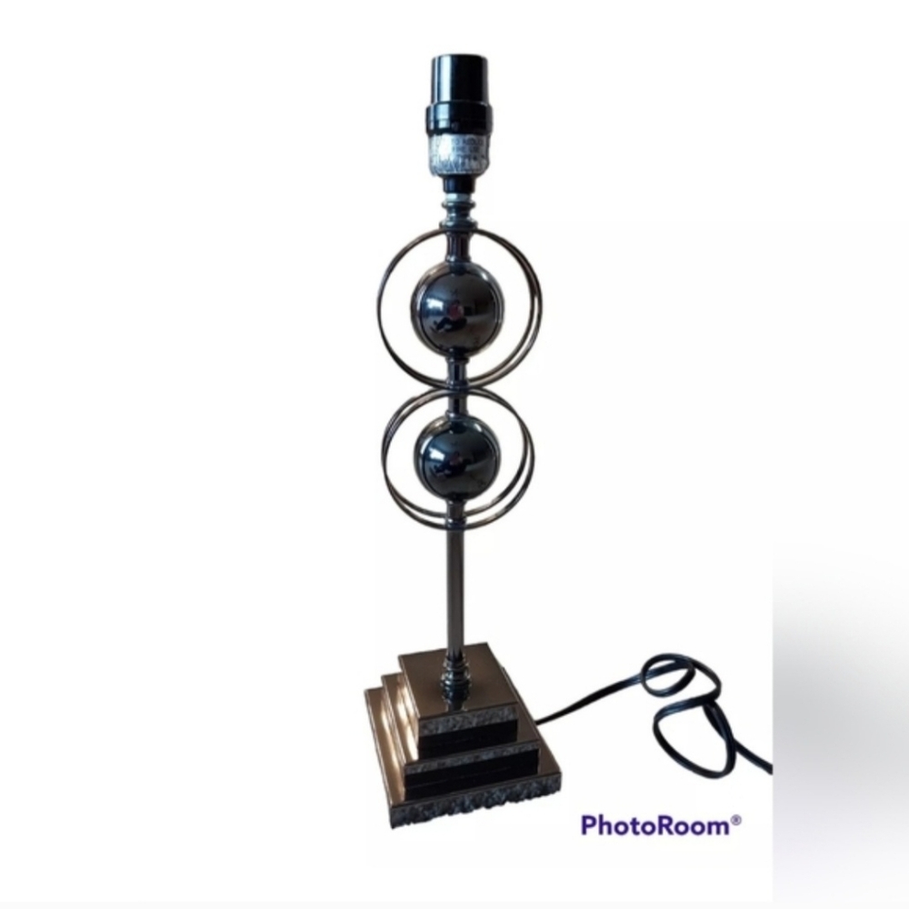 19" Black Metal Modern Table Lamp (No Lampshades)